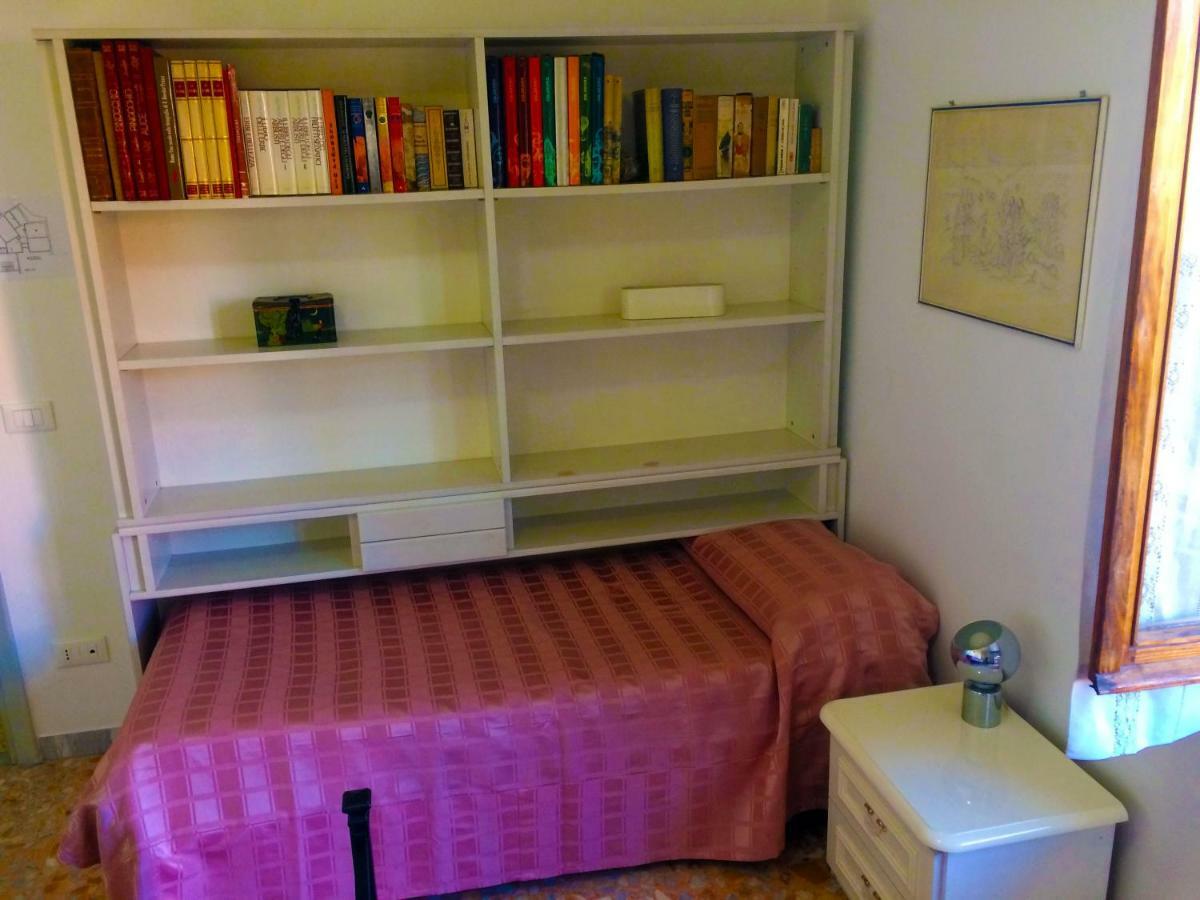 Roma Manuela'S Cozy Guest House Trastevere Екстериор снимка