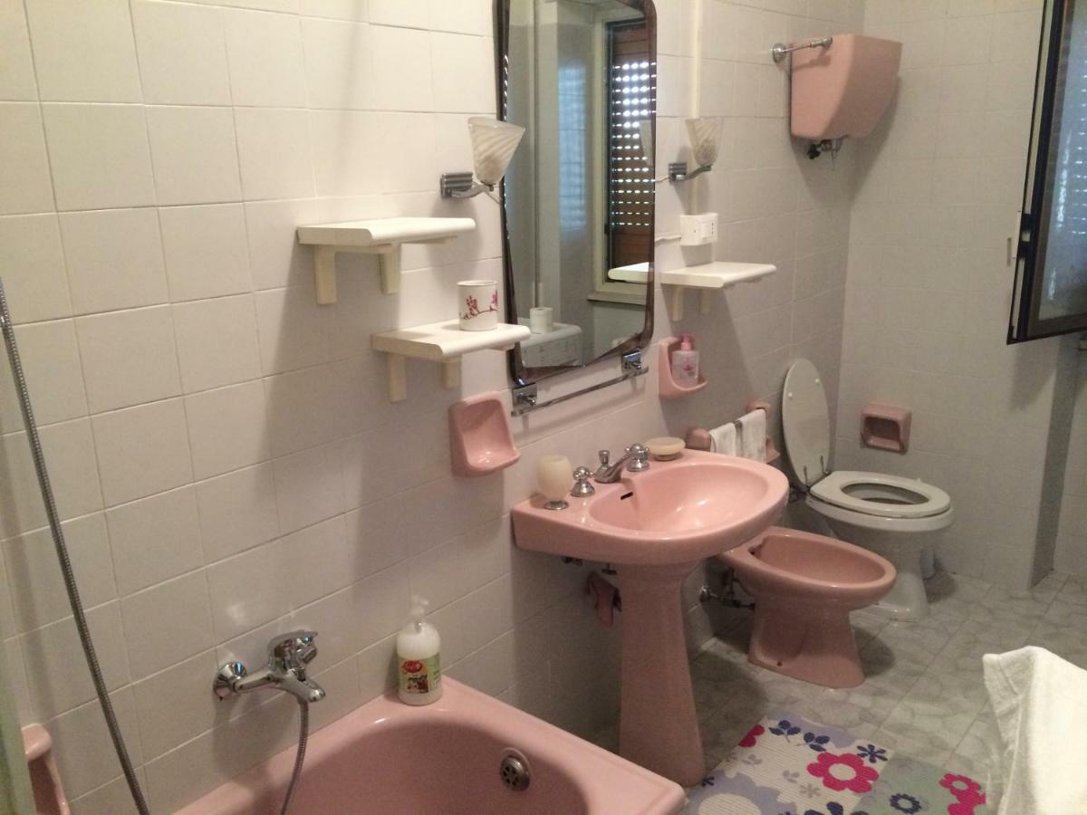 Roma Manuela'S Cozy Guest House Trastevere Екстериор снимка