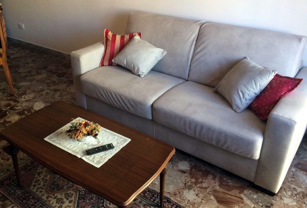 Roma Manuela'S Cozy Guest House Trastevere Екстериор снимка