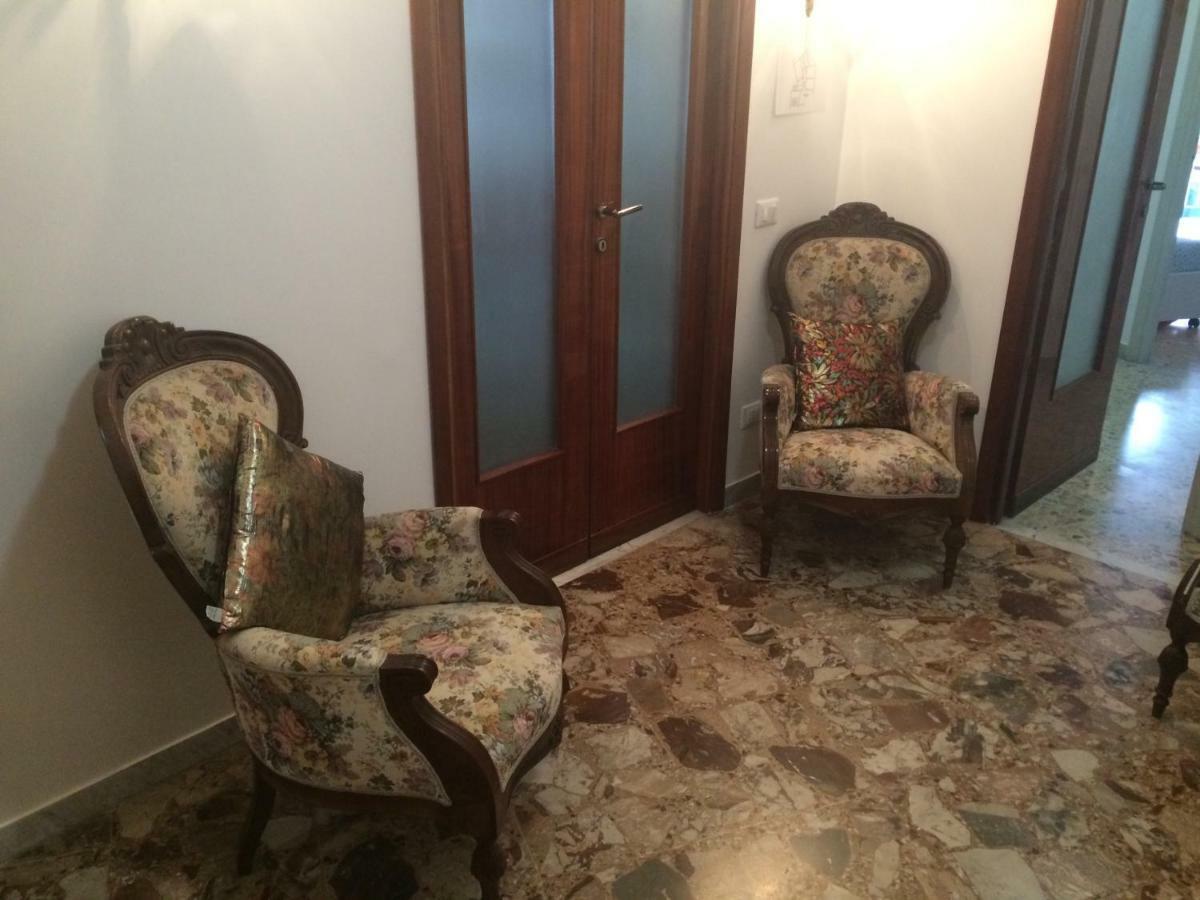 Roma Manuela'S Cozy Guest House Trastevere Екстериор снимка