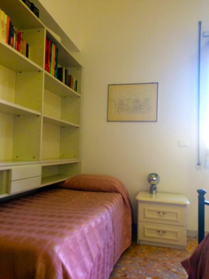 Roma Manuela'S Cozy Guest House Trastevere Екстериор снимка
