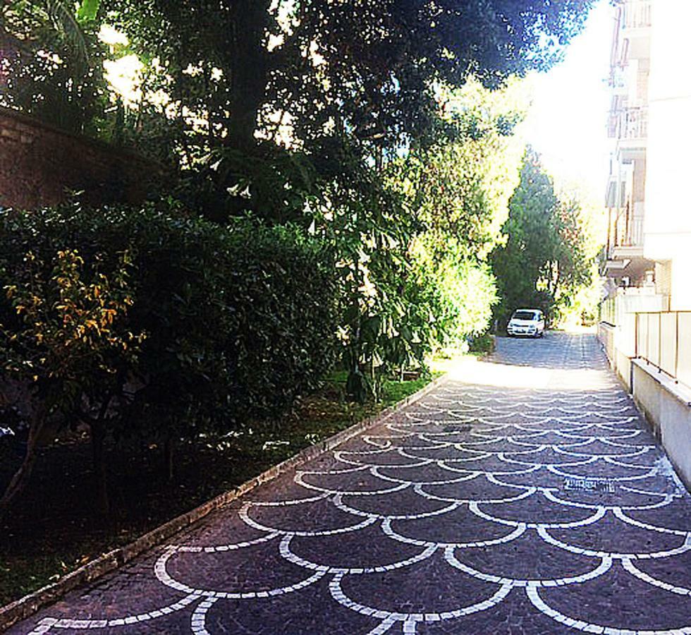 Roma Manuela'S Cozy Guest House Trastevere Екстериор снимка